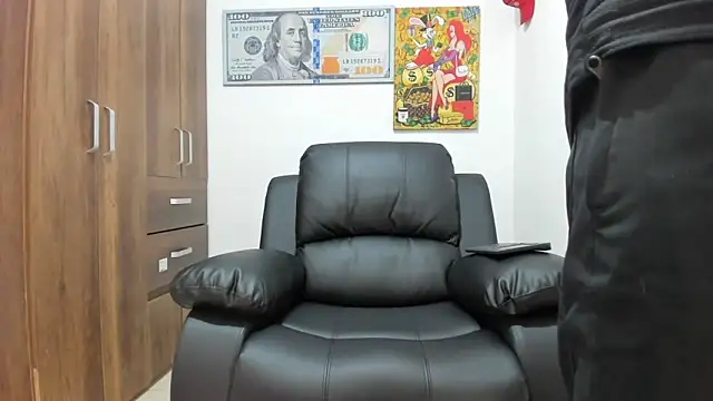 Snapshot of boss_of_cash chatting on 20, 9, 2025 boss of cash online show from 20, 9, 2025