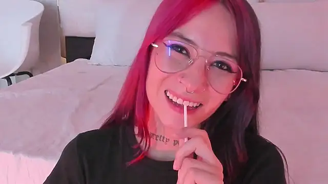 Michell Wallker online show from 10, 1, 2025