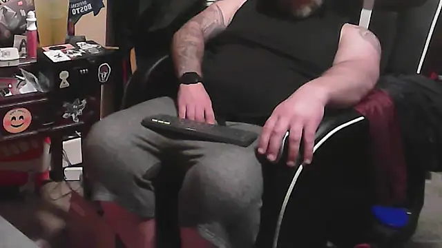 TwoFarty240 online show from 20, 10, 2025