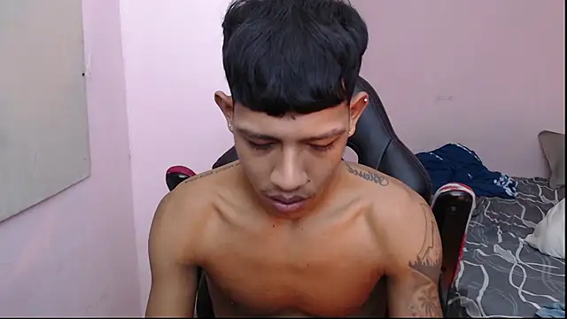 mr stiven  online show from 6, 1, 2025