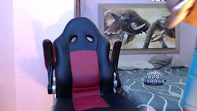 mr stiven  online show from 2, 3, 2025