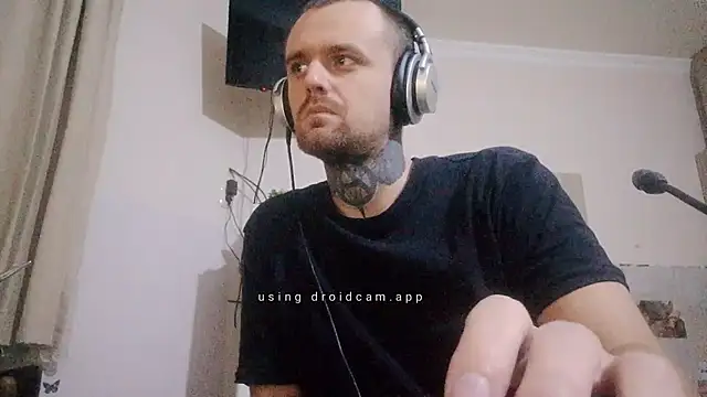 Snapshot of HappyZebra13 chatting on 11, 1, 2025 HappyZebra13 online show from 11, 1, 2025