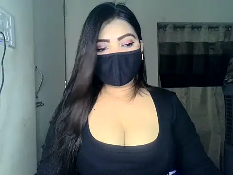 Snapshot of ishi_Beauty chatting on 29, 6, 2026 ishi Beauty online show from 29, 6, 2026