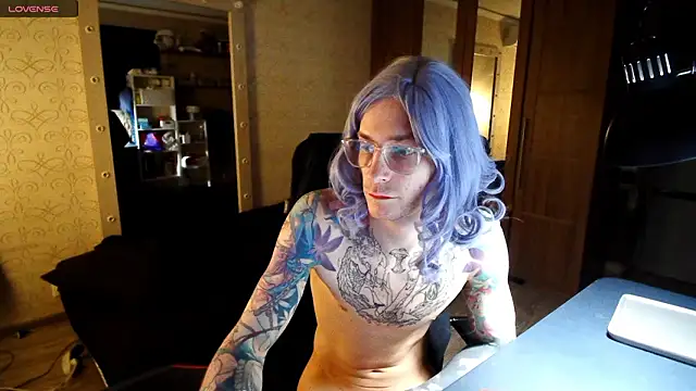 Julia dolls online show from 3, 2, 2026