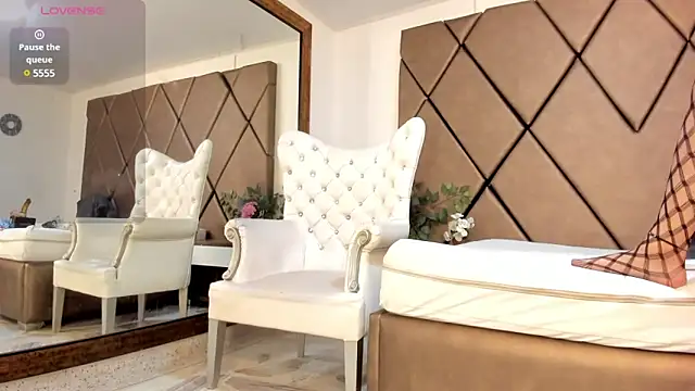 Snapshot of LunitaDiva chatting on 11, 2, 2025 LunitaDiva online show from 11, 2, 2025