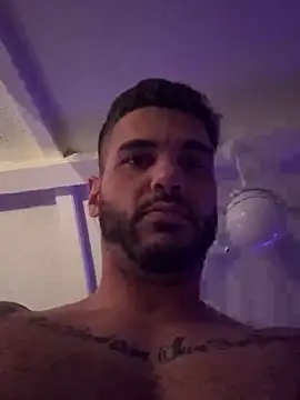 Snapshot of Strokeking4u chatting on 23, 12, 2025 Strokeking4u online show from 23, 12, 2025