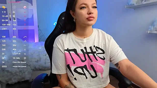 KAREN NIX online show from 26, 12, 2024