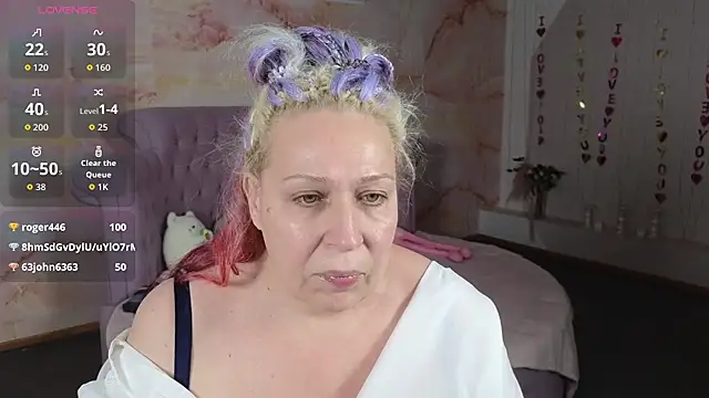 Penelope Pinky online show from 1, 12, 2025