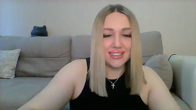 Snapshot of VickyLove047 chatting on 11, 9, 2025 VickyLove047 online show from 11, 9, 2025