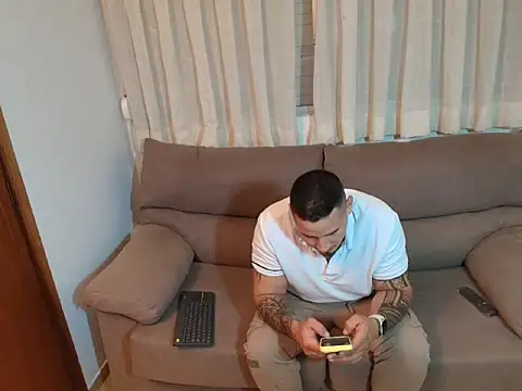 Snapshot of Geishastudios chatting on 30, 10, 2025 Geishastudios online show from 30, 10, 2025