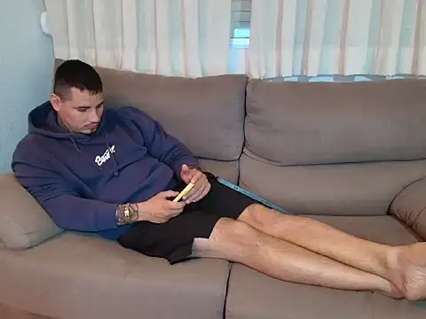 Snapshot of Geishastudios chatting on 6, 11, 2025 Geishastudios online show from 6, 11, 2025