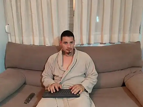 Snapshot of Geishastudios chatting on 18, 11, 2025 Geishastudios online show from 18, 11, 2025