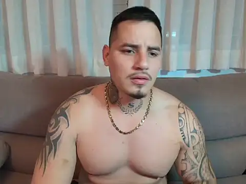 Snapshot of Geishastudios chatting on 25, 11, 2025 Geishastudios online show from 25, 11, 2025