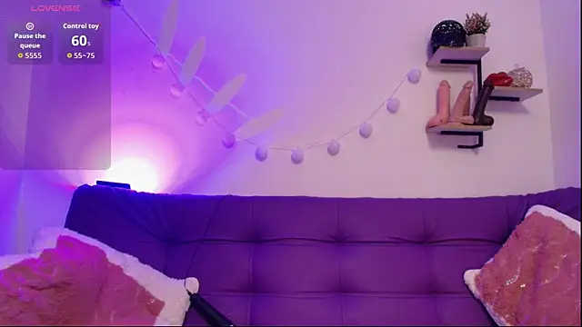 Snapshot of KrishnaCanha chatting on 16, 9, 2025 KrishnaCanha online show from 16, 9, 2025