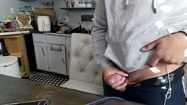 Snapshot of meximaloo1 chatting on 27, 10, 2025 meximaloo1 online show from 27, 10, 2025