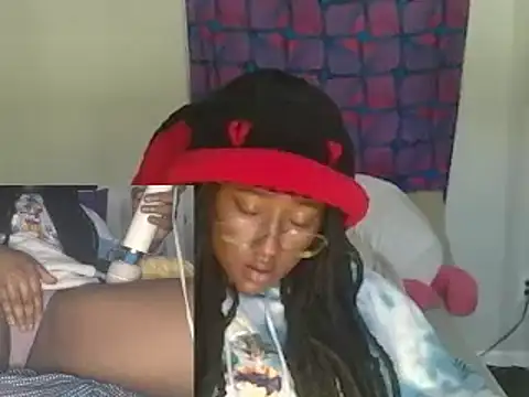 Snapshot of cum2mary_ chatting on 5, 1, 2025 cum2mary online show from 5, 1, 2025