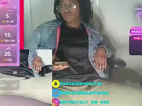 Snapshot of cum2mary_ chatting on 11, 2, 2025 cum2mary online show from 11, 2, 2025