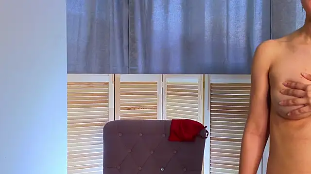 Snapshot of MariaNorma chatting on 5, 1, 2025 MariaNorma online show from 5, 1, 2025