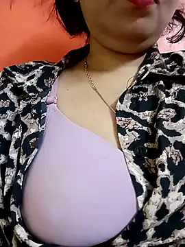 Snapshot of sunita-doll chatting on 26, 9, 2025 sunita-doll online show from 26, 9, 2025