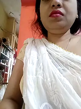 Snapshot of sunita-doll chatting on 7, 10, 2025 sunita-doll online show from 7, 10, 2025