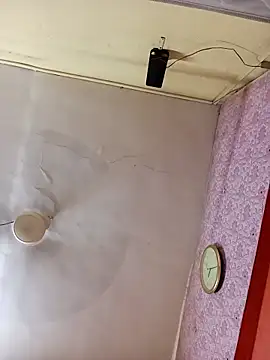 Snapshot of sunita-doll chatting on 26, 11, 2025 sunita-doll online show from 26, 11, 2025