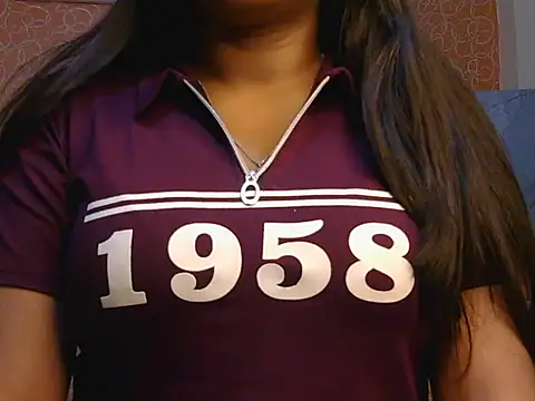 hot  surbhi online show from 27, 3, 2026