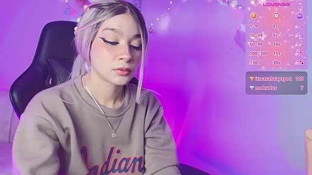 Snapshot of EmmaJhonnsson chatting on 26, 12, 2024 EmmaJhonnsson online show from 26, 12, 2024