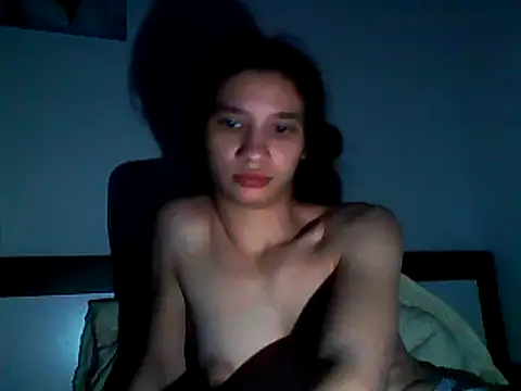 Snapshot of maiaandreea chatting on 17, 12, 2024 maiaandreea online show from 17, 12, 2024