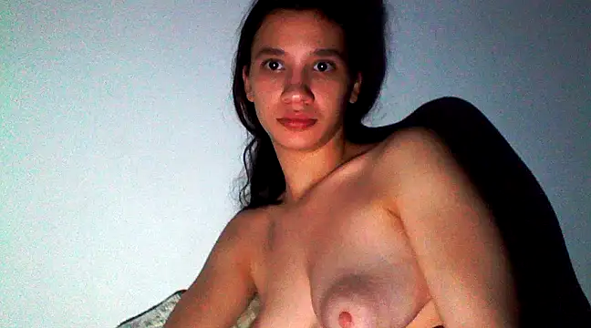 Snapshot of maiaandreea chatting on 18, 12, 2024 maiaandreea online show from 18, 12, 2024