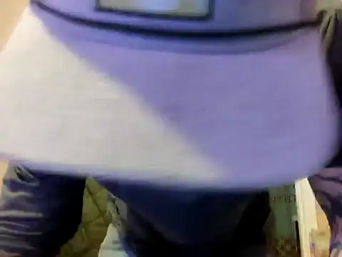 Huntzg23 online show from 1, 12, 2025