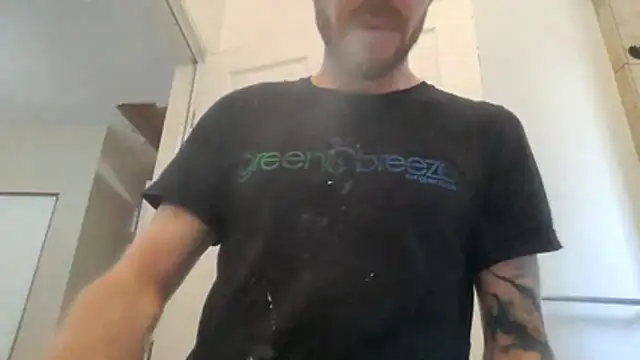 Huntzg23 online show from 6, 5, 2026