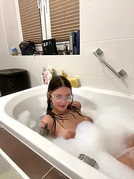 Snapshot of NikaCyberslut chatting on 20, 10, 2025 NikaCyberslut online show from 20, 10, 2025