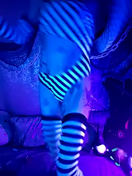 MommyMisfit online show from 16, 10, 2025