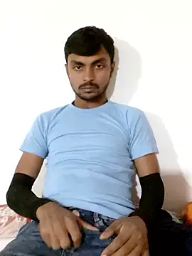 Snapshot of Suraj223kumar chatting on 20, 12, 2025 Suraj223kumar online show from 20, 12, 2025