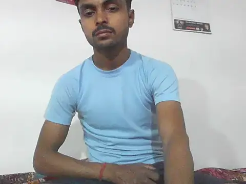 Snapshot of Suraj223kumar chatting on 1, 3, 2026 Suraj223kumar online show from 1, 3, 2026