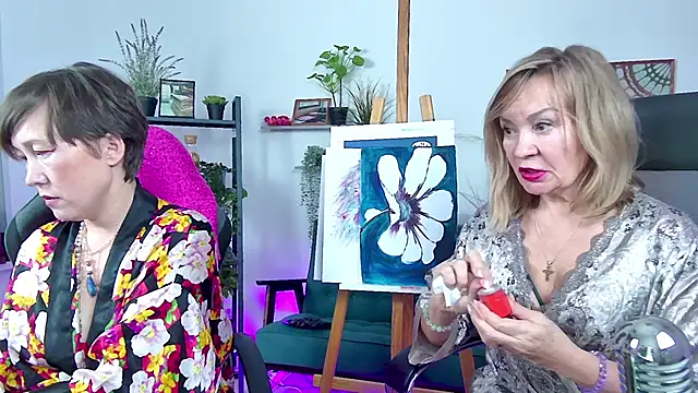 Snapshot of RosalindaFortuna chatting on 24, 1, 2025 RosalindaFortuna online show from 24, 1, 2025