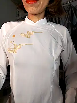 Lucy limon online show from 12, 2, 2026