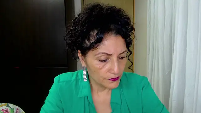 arianna ros3 online show from 1, 5, 2026