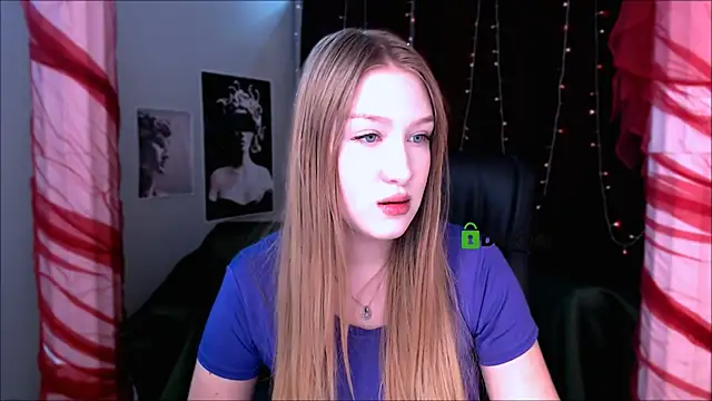 Snapshot of playful_sophie chatting on 21, 1, 2025 playful sophie online show from 21, 1, 2025
