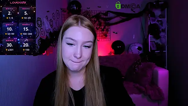 Snapshot of playful_sophie chatting on 22, 10, 2025 playful sophie online show from 22, 10, 2025