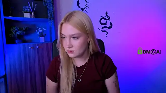 Snapshot of playful_sophie chatting on 22, 7, 2026 playful sophie online show from 22, 7, 2026