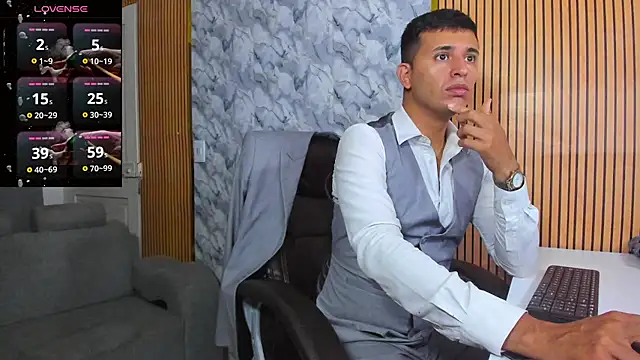 Snapshot of Hideintheoffice chatting on 7, 1, 2026 Hideintheoffice online show from 7, 1, 2026