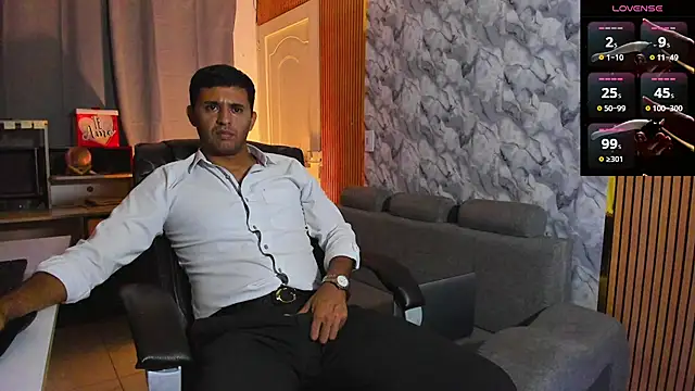 Snapshot of Hideintheoffice chatting on 12, 2, 2026 Hideintheoffice online show from 12, 2, 2026