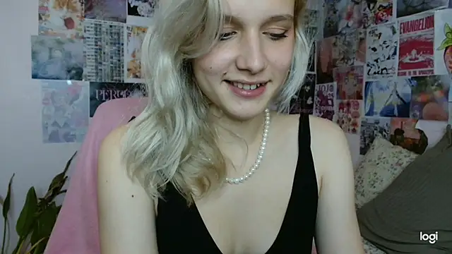 MeowthLilu online show from 23, 2, 2025