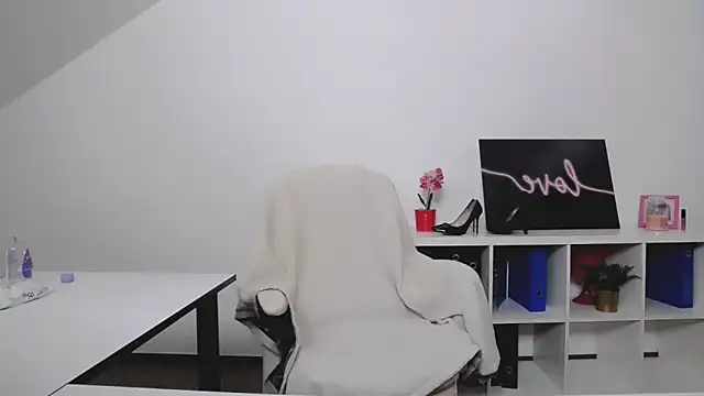 Snapshot of Lia_Benini chatting on 11, 1, 2025 Lia Benini online show from 11, 1, 2025