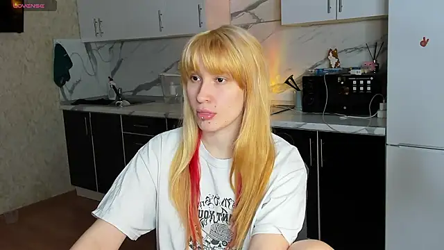 Snapshot of Sweet_white_chocolate chatting on 20, 2, 2026 Sweet white chocolate online show from 20, 2, 2026