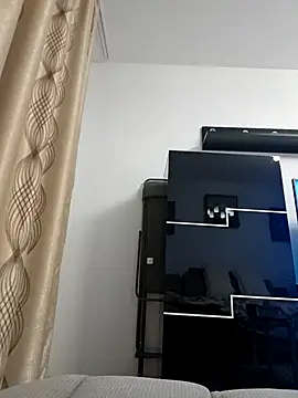 Snapshot of naughty69curls chatting on 10, 9, 2025 naughty69curls online show from 10, 9, 2025