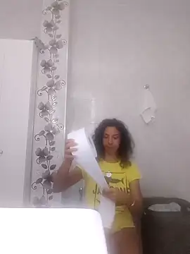 Snapshot of naughty69curls chatting on 26, 9, 2025 naughty69curls online show from 26, 9, 2025