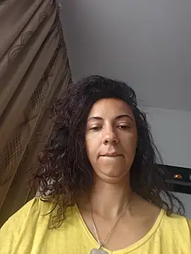 Snapshot of naughty69curls chatting on 2, 10, 2025 naughty69curls online show from 2, 10, 2025