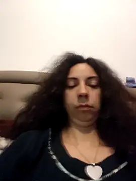 naughty69curls online show from 17, 5, 2026